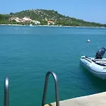 Volat Appartement Betina (Sibenik-Knin)